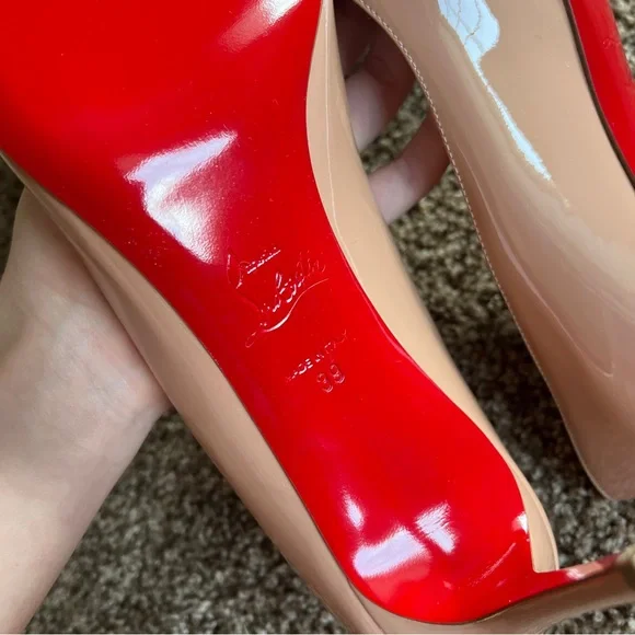 NEW Louboutin Corneille Nude Patent Heels - Picture 3 of 10